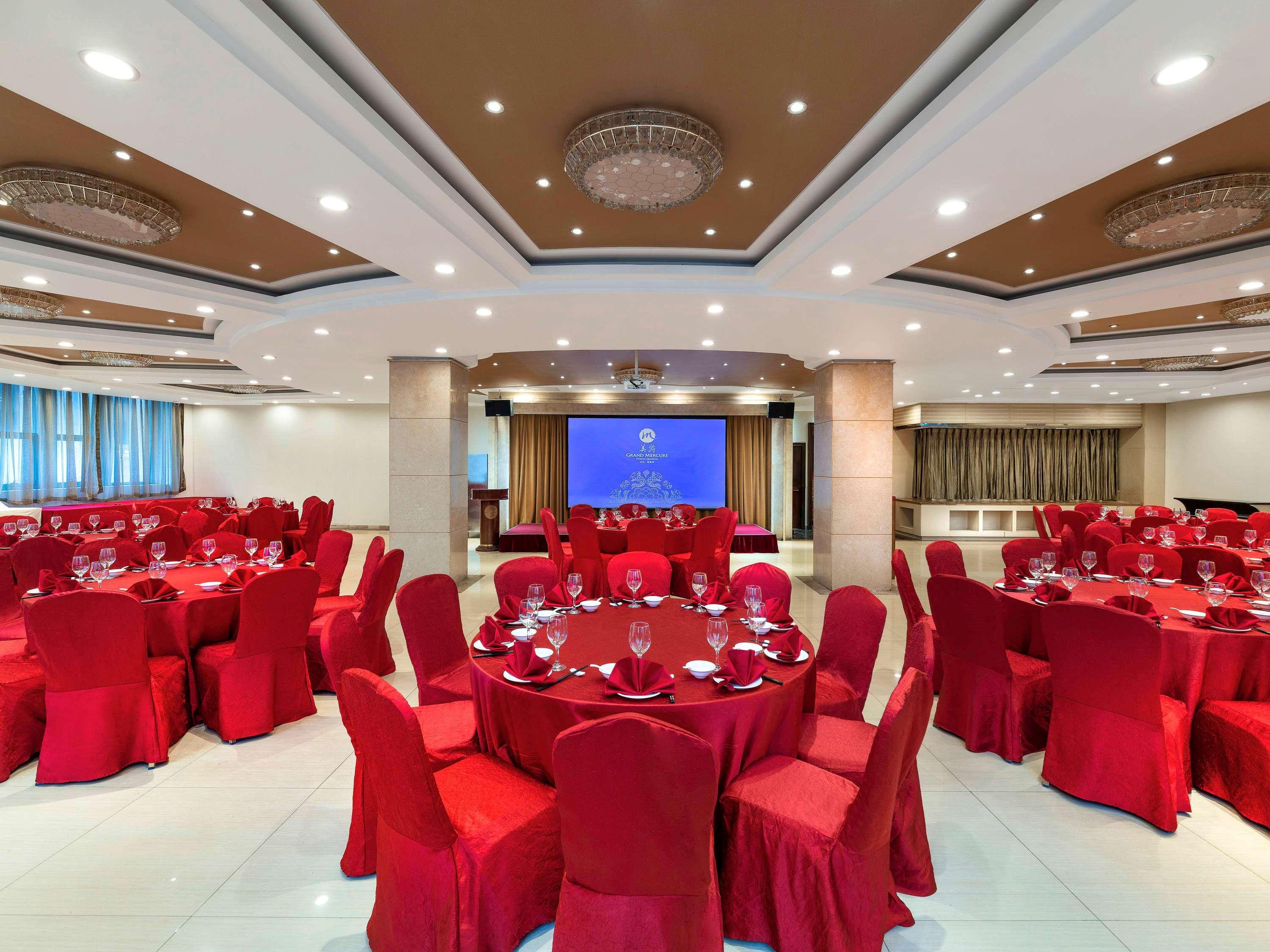 Grand Mercure Wuhan Qiaokou Eksteriør billede